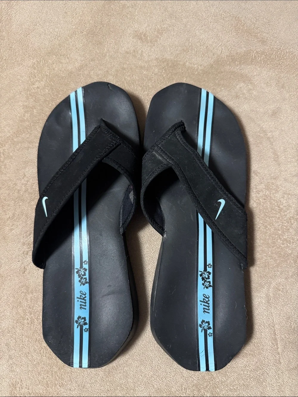 Nike women’s flip